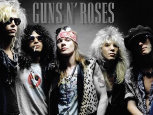 Guns n' Roses - 9 , 1 EP, 2 Box Set