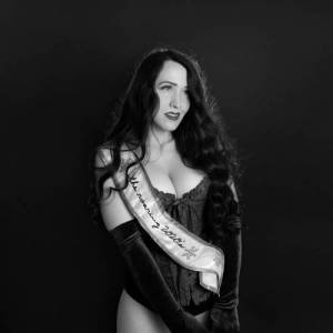  Joy Frost - The Roaring 2020's